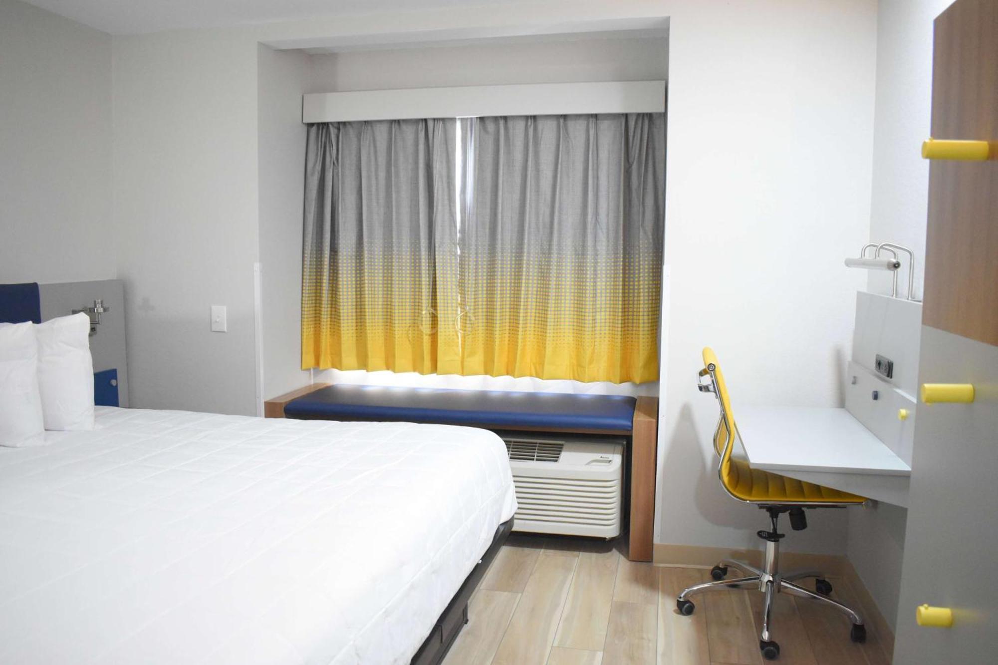 Microtel Inn & Suites By Wyndham Norcross Exteriör bild
